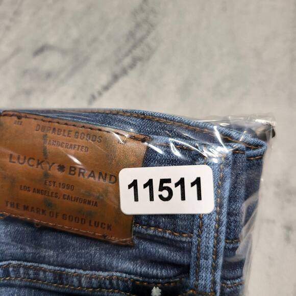 Lucky Brand Jeans Mens 32x31 Blue 221 Straight Medium Wash Stretch Denim Classic - Picture 10 of 10